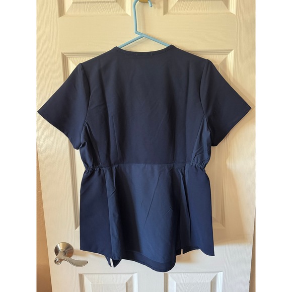 NWT Figs Octavia Hybrid Maternity Scrub Top - Picture 5 of 9